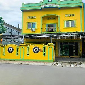 Oyo 92326 Hotel Melati Bm Pangkep